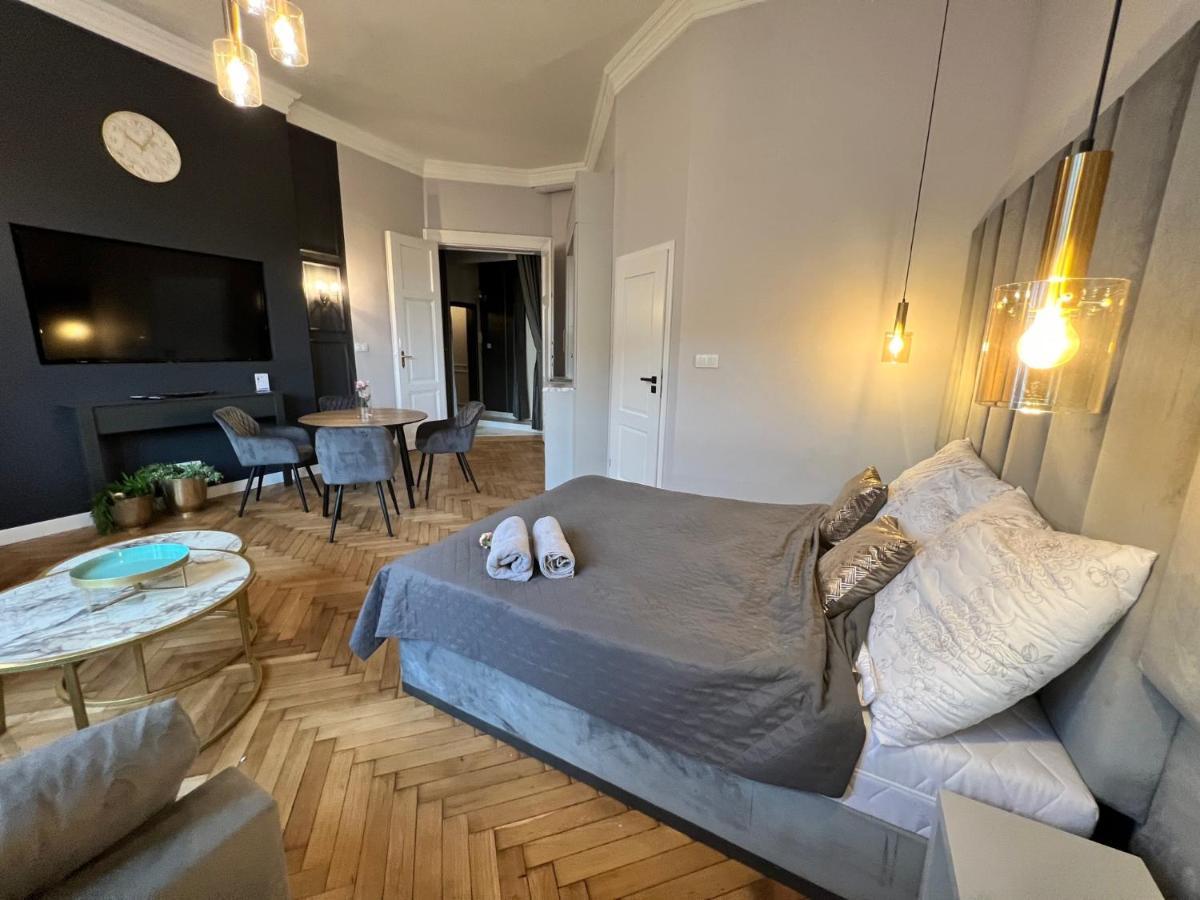 DK Premium Ballady i Romanse Olsztyn  Esterno foto