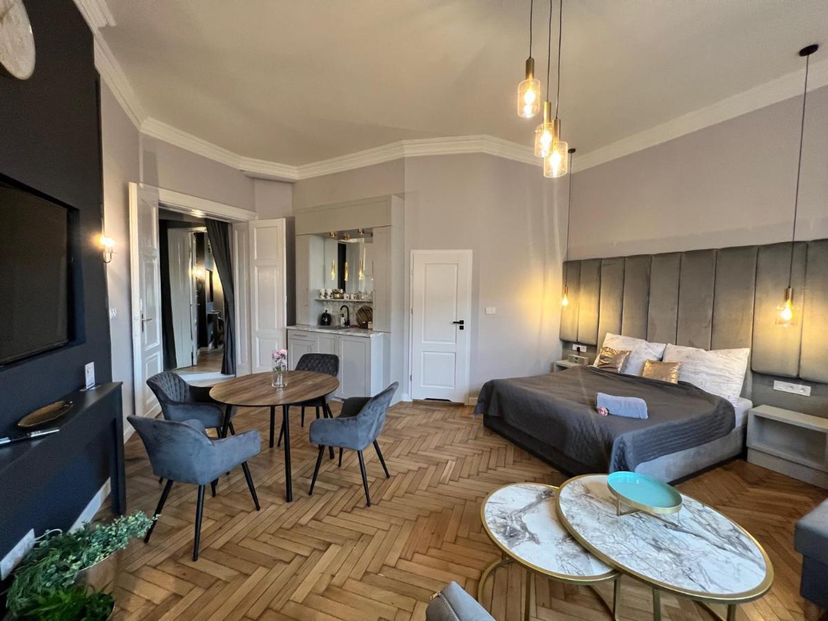 DK Premium Ballady i Romanse Olsztyn  Esterno foto